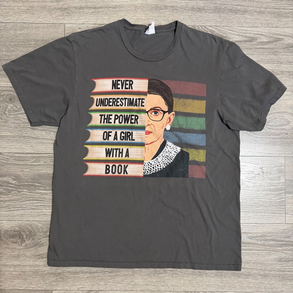 100% Cotton RBG Never Underestimate A Girl With A Book Graphic Tee Gray‎ L